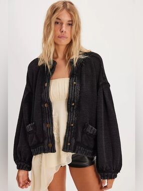 941. FREE PEOPLE We The Free Cute In This Cardi in Black  Sz M NWT $168